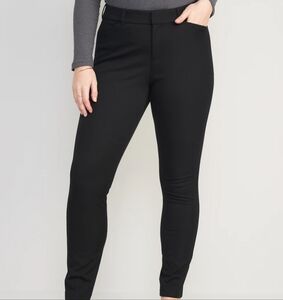 Old Navy Black Pixie Pants